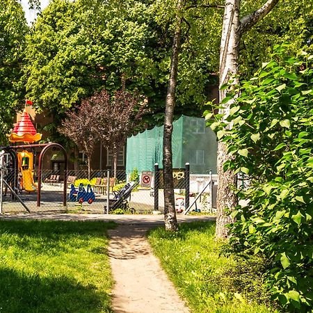 Quiet Apartment In New City Center, Nivy Братислава Екстериор снимка